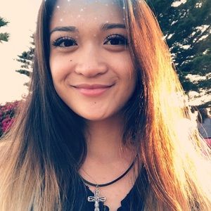 Meet your Posher, Alyssa